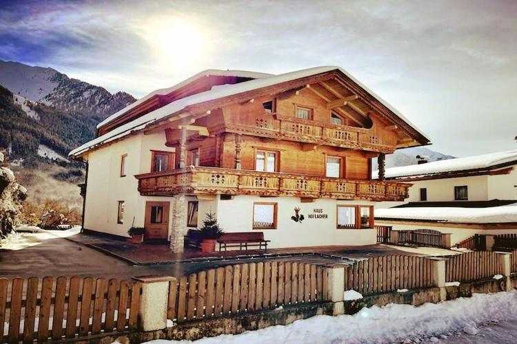 Apartment In Mayrhofen With A Balcony Zewnętrze zdjęcie