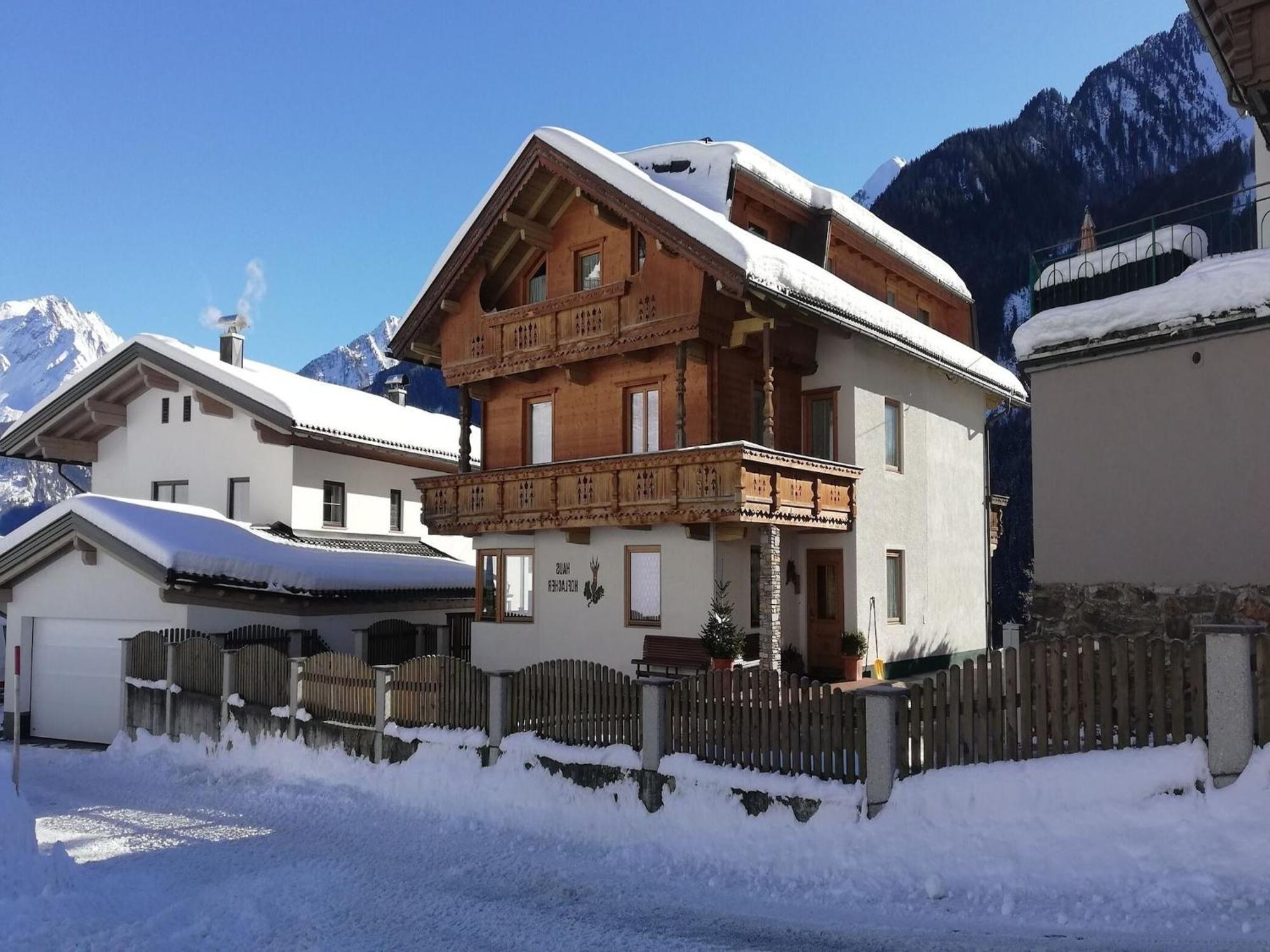 Apartment In Mayrhofen With A Balcony Zewnętrze zdjęcie