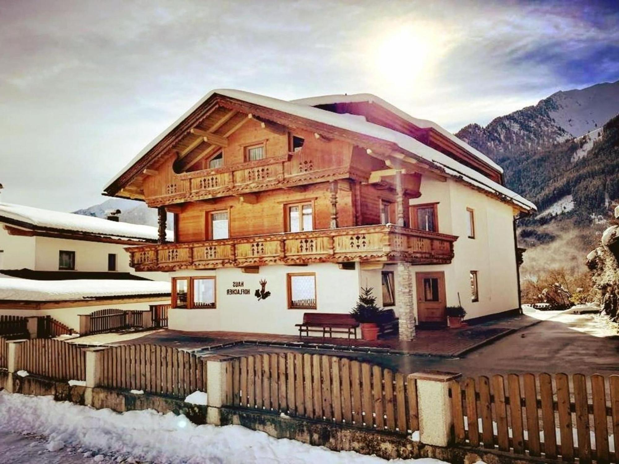 Apartment In Mayrhofen With A Balcony Zewnętrze zdjęcie