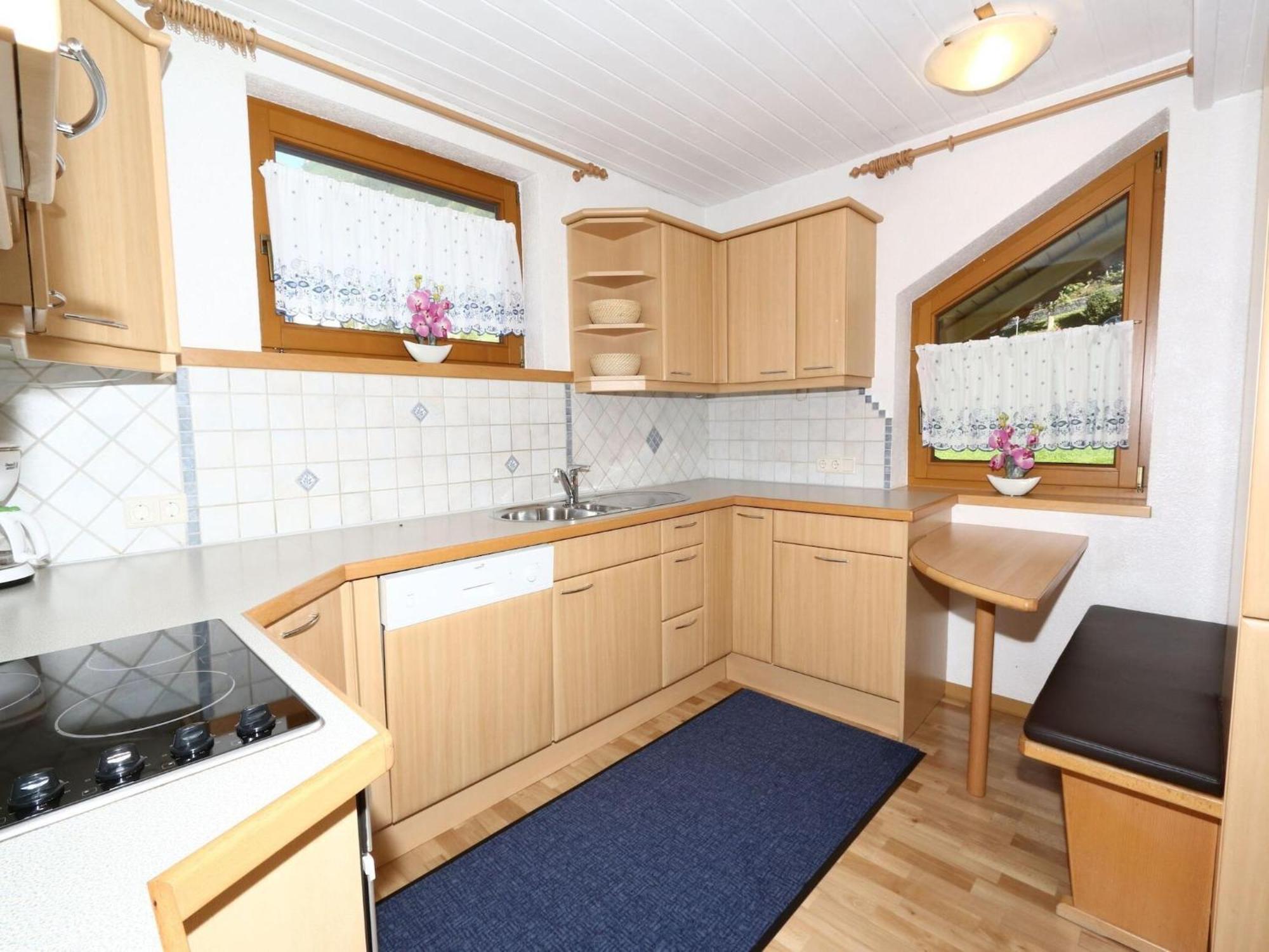 Apartment In Mayrhofen With A Balcony Zewnętrze zdjęcie